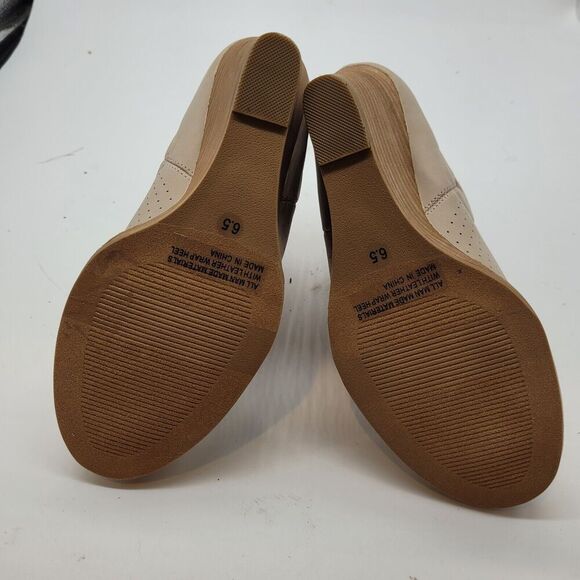 Dolce Vita Womens Booties Gerdy Beige Vegan Leather Ankle Wedge Neutral Size 6.5 - Picture 6 of 9